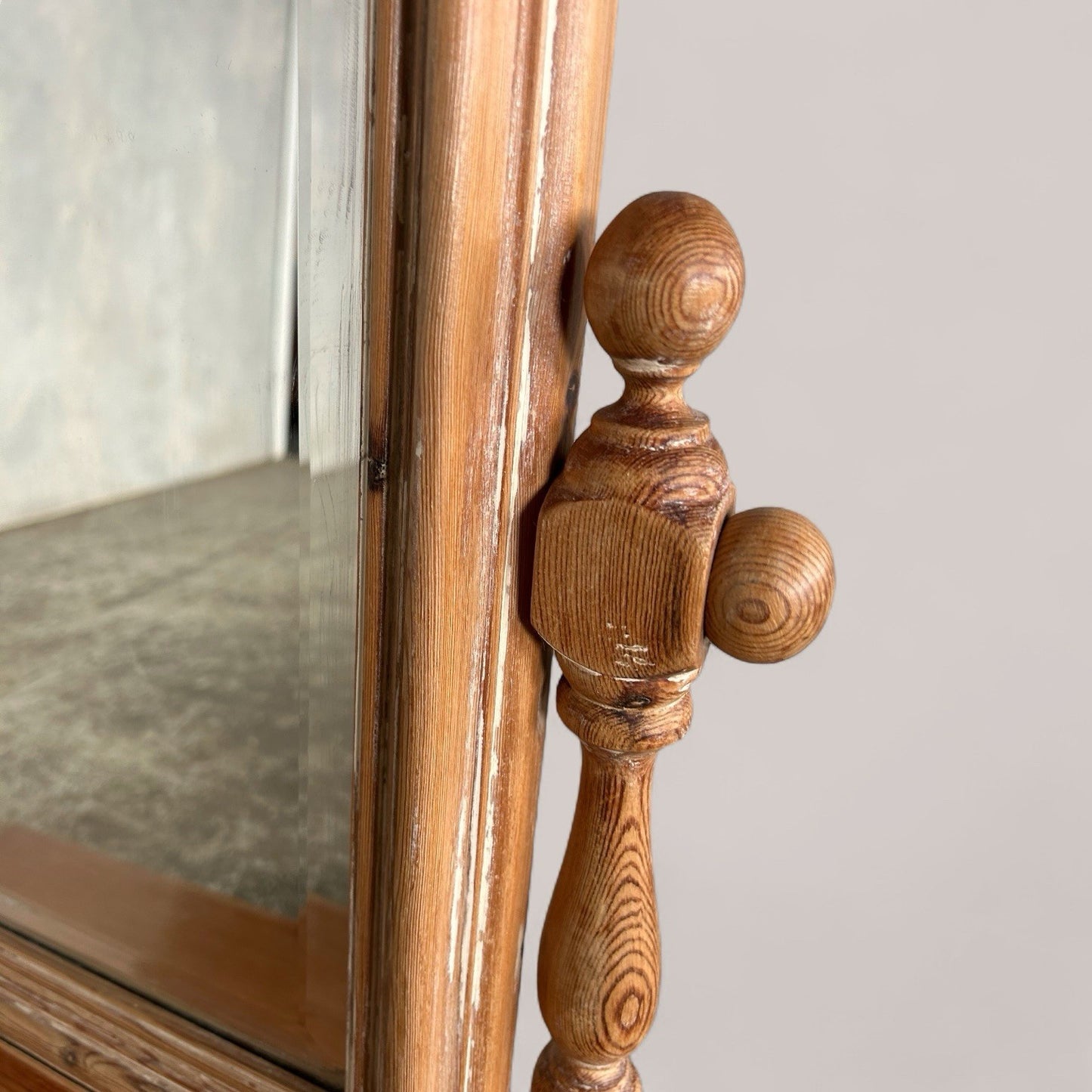 Antique Distressed Pine Vanity Mirror with Storage – Rustic Shaving Mirror