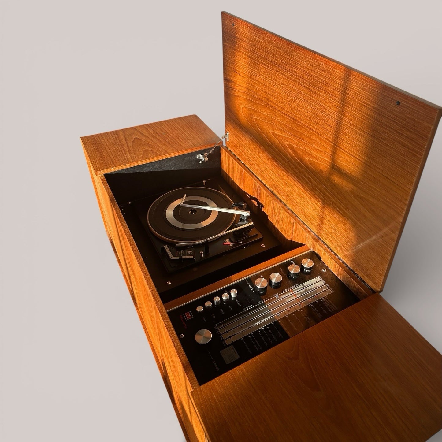 Murphy mid-century teak radiogram with bluetooth | serviced