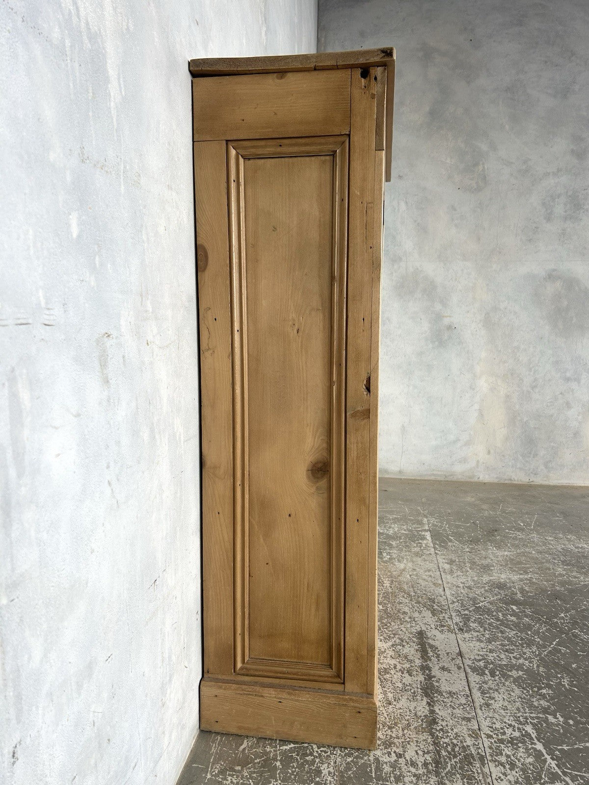 Vintage Solid Pine Rustic Bookcase / Shelving Unit
