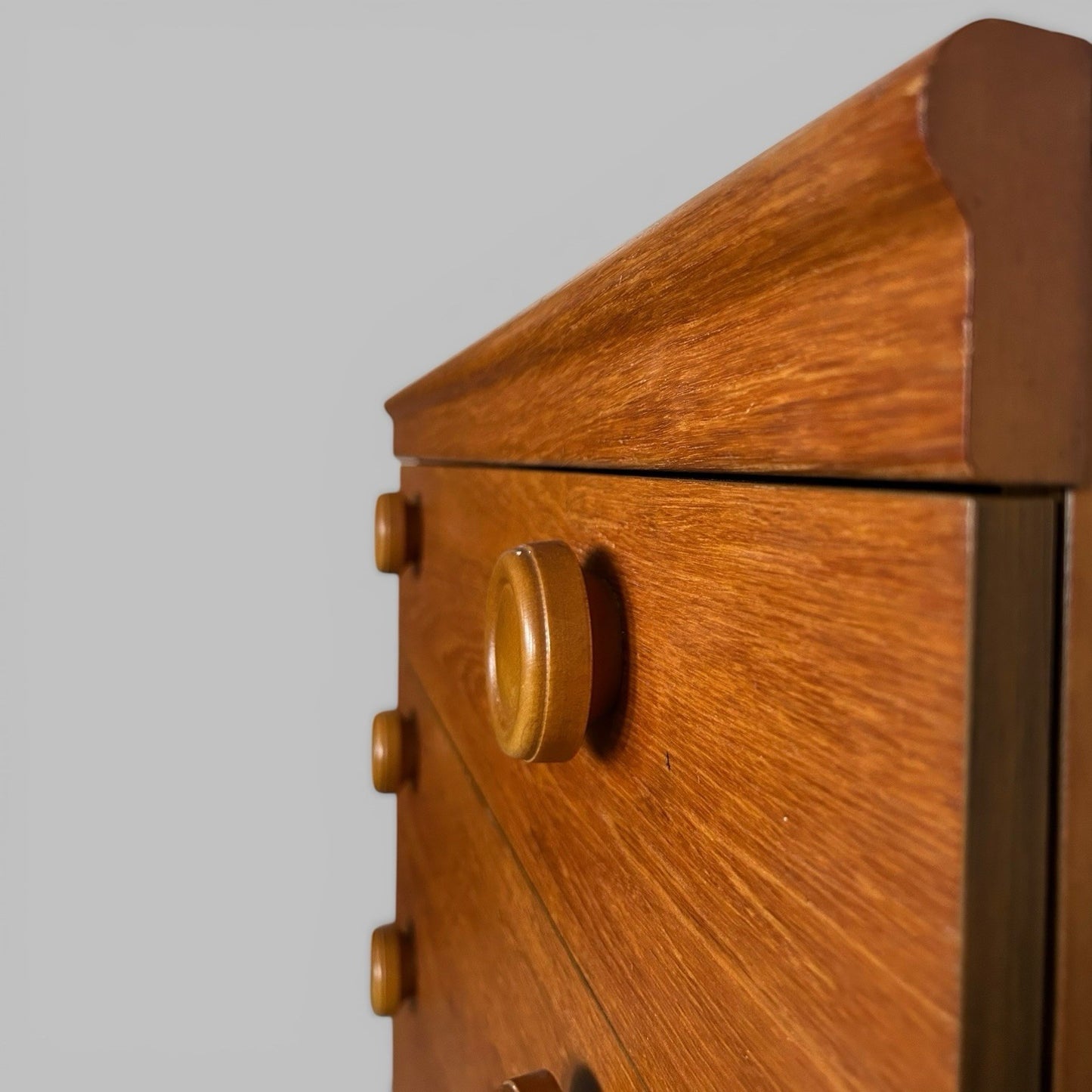 Mid Century Teak Chest of Drawers – Button Handles