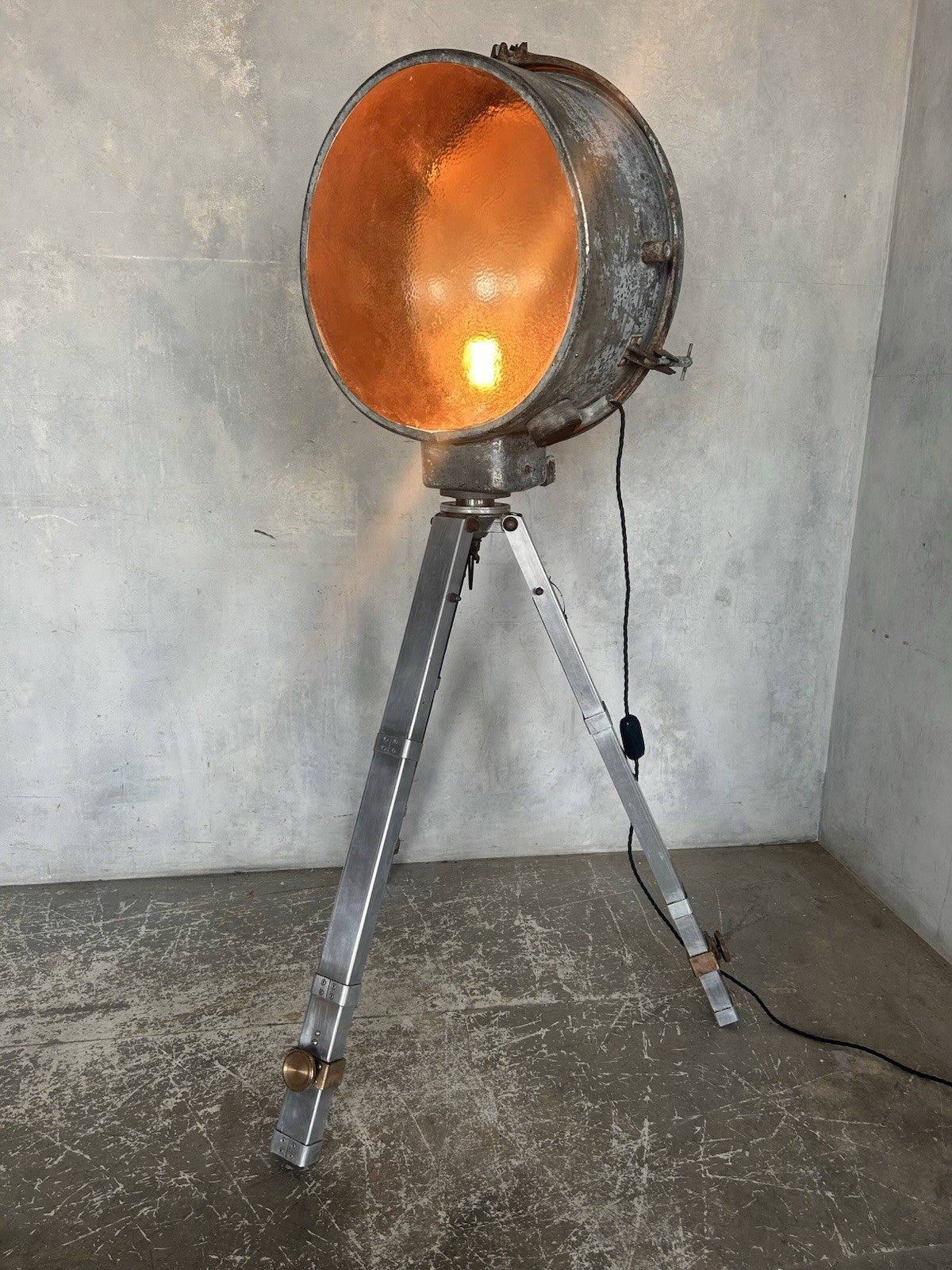 Industrial Spotlight Tripod Floor Lamp