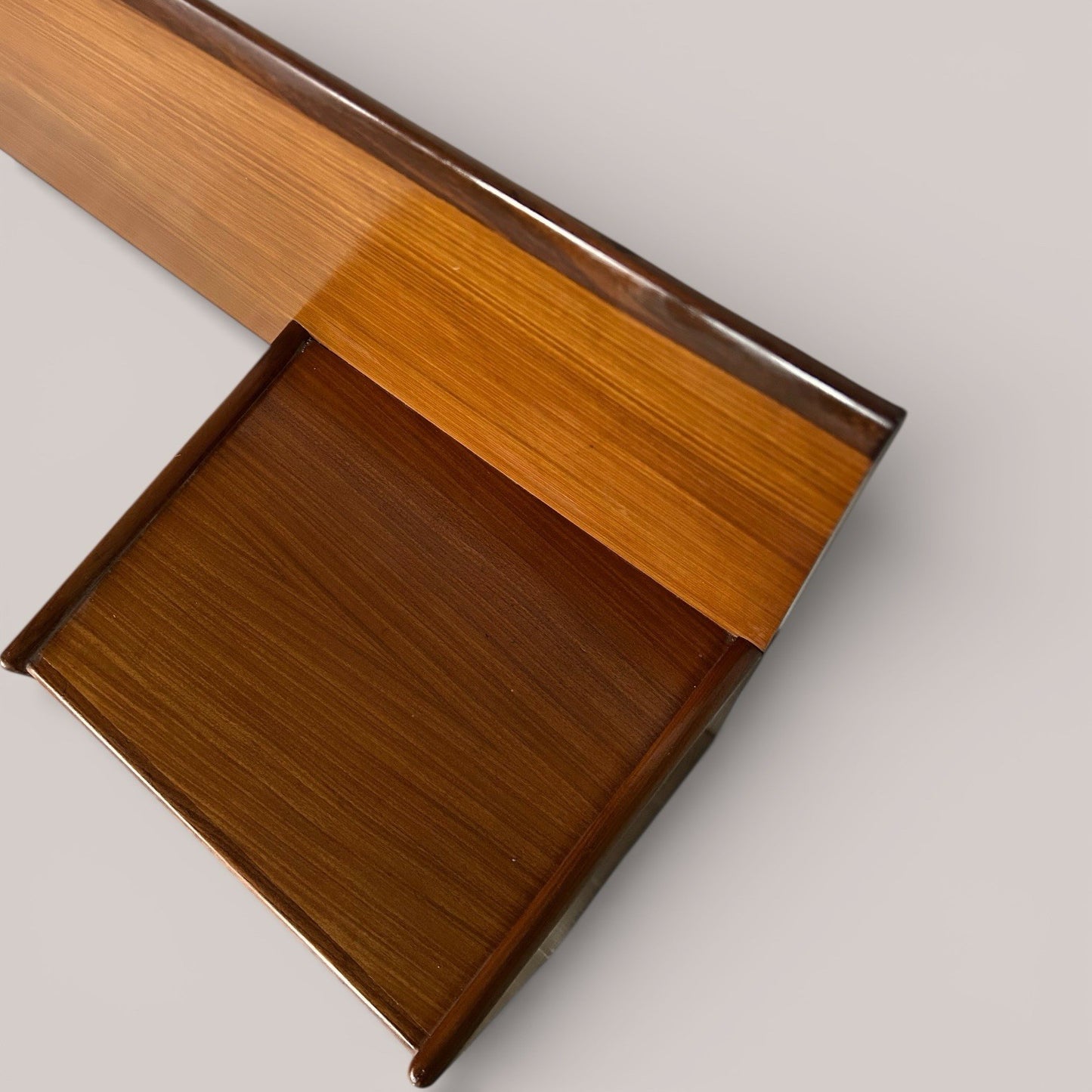 White & Newton King Size Headboard with Built-In Bedside Tables