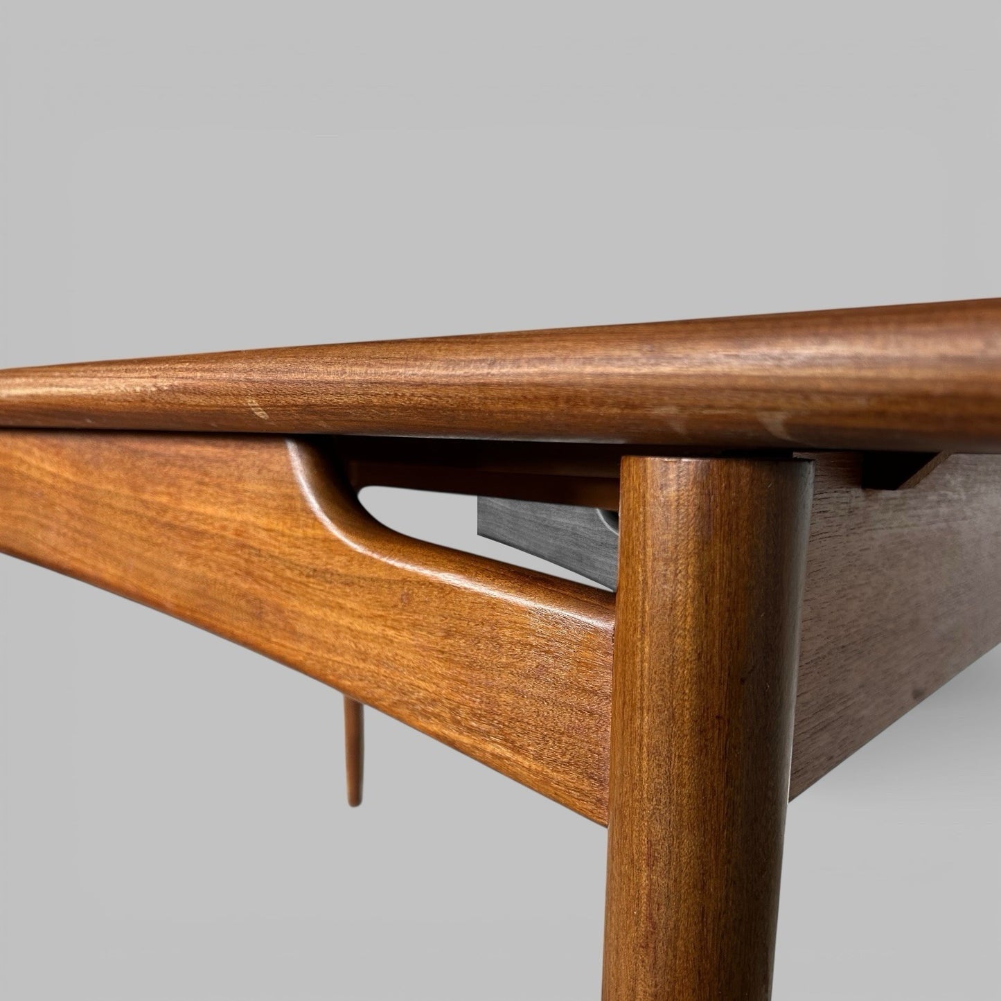 G Plan 1960s Teak Extending Dining Table – Mid Century