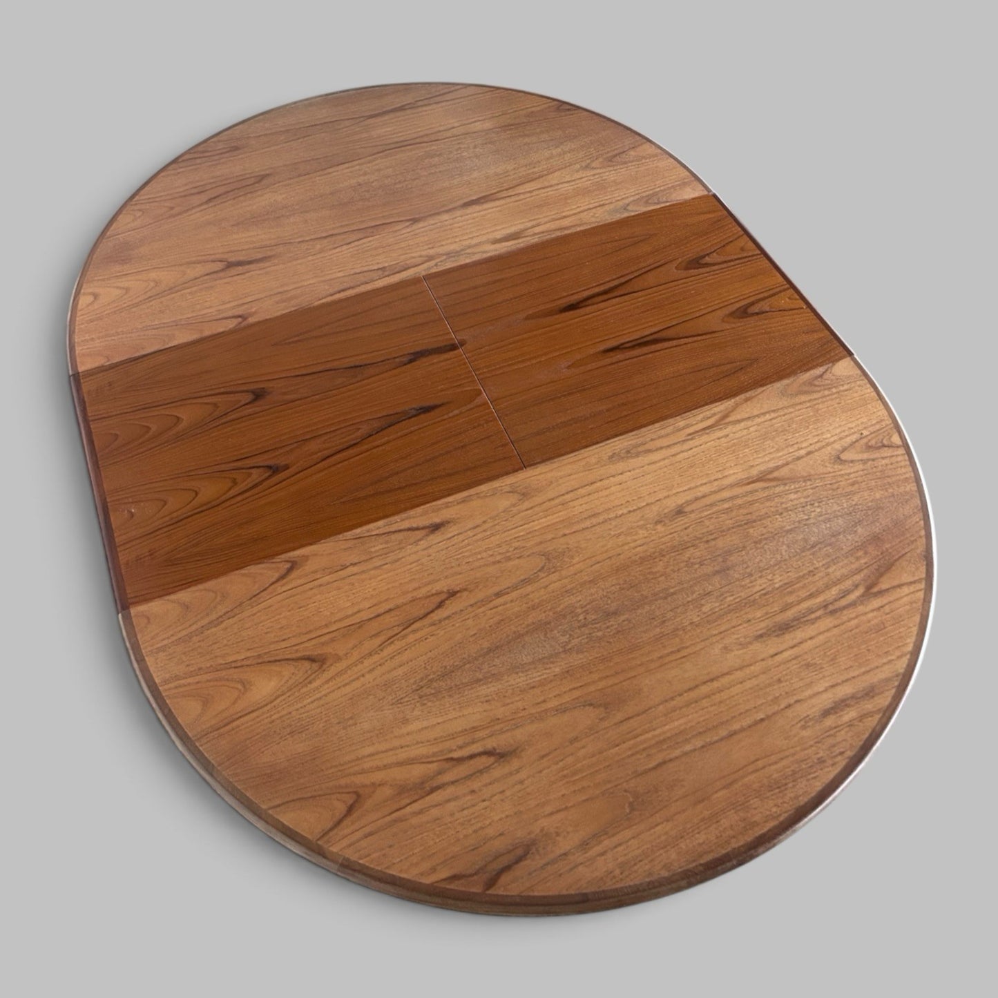 Mid Century G Plan Fresco Dining Table – Round Extending Top!
