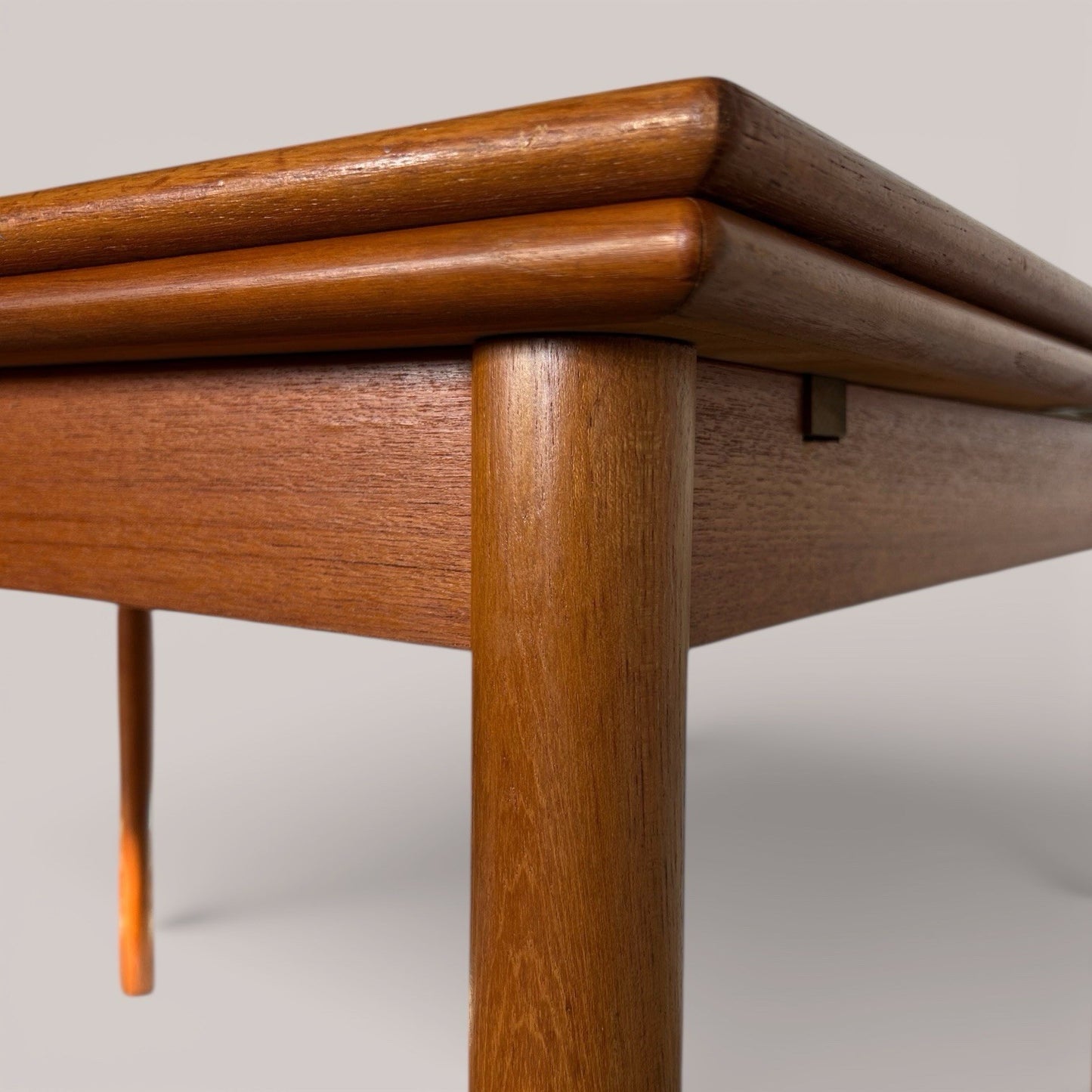EN Möbler Danish Teak Draw-Leaf Dining Table