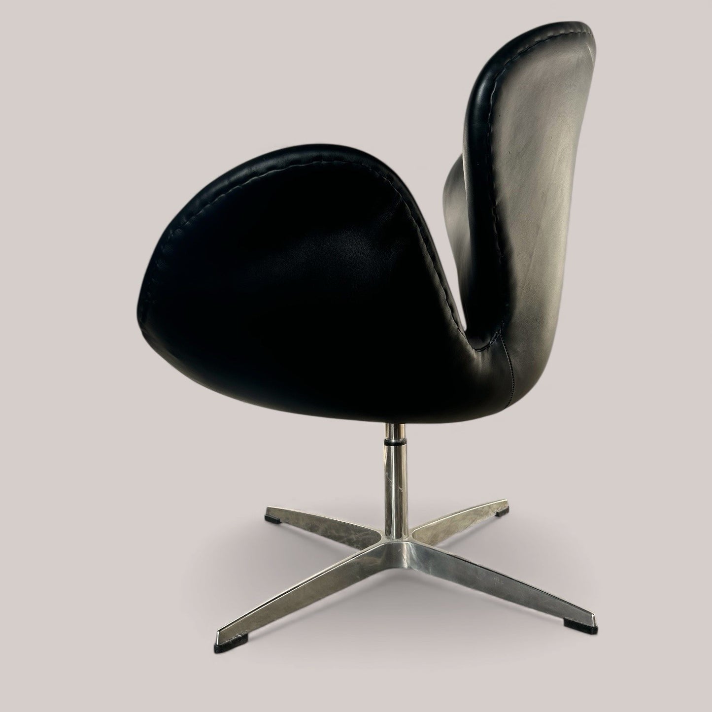 Swan Chair Style Swivel Lounge Chair – Black Upholstery