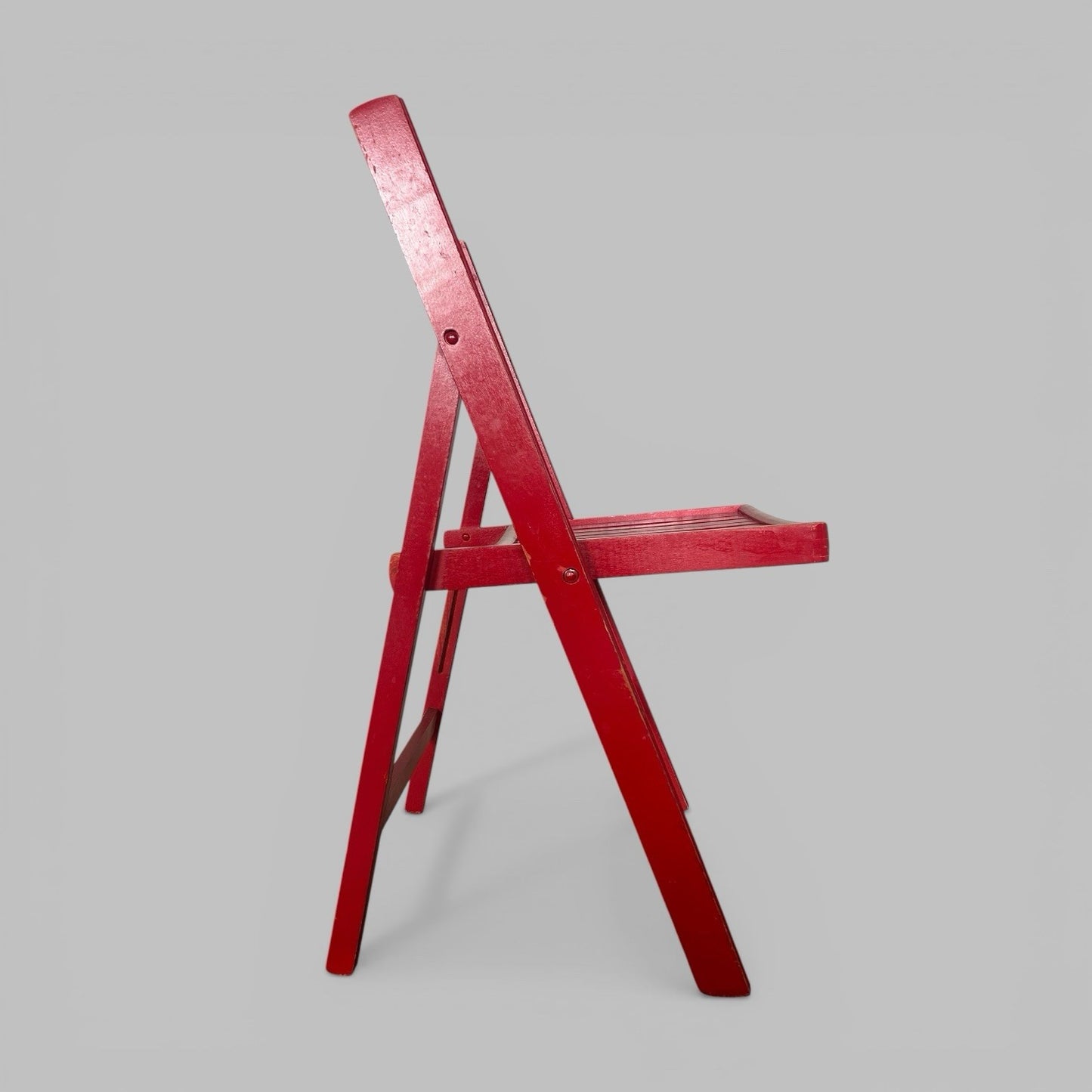 Red Folding Chair – Wooden Slatted Seat Compact Occasional Chair