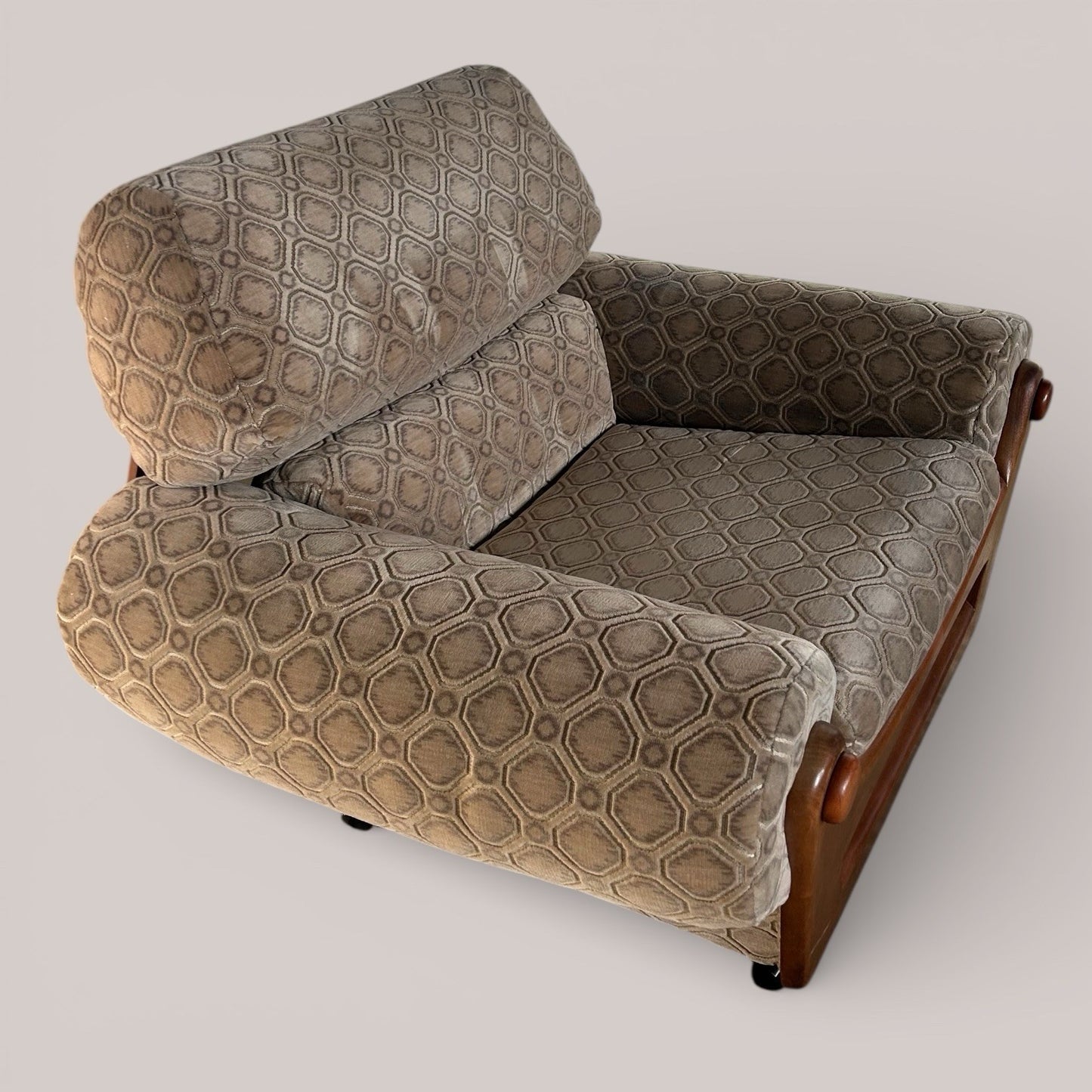 Mid-century teak armchair with velour upholstery | on castors