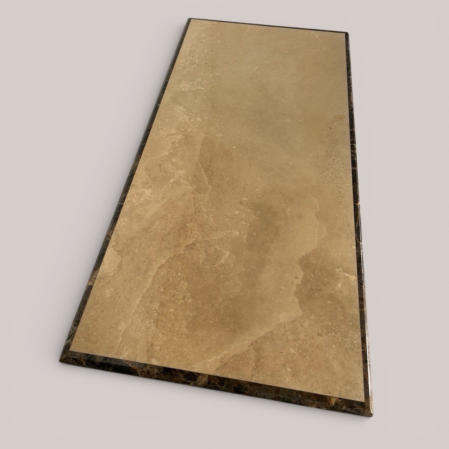 Italian solid marble coffee table with pedestal base, late 20th century