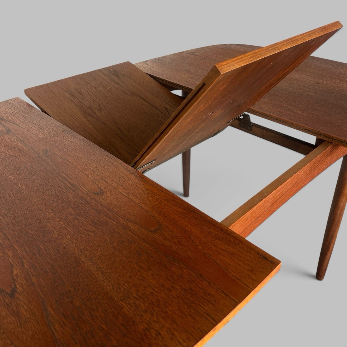 Vintage G Plan Teak Extending Dining Table – Removable Legs