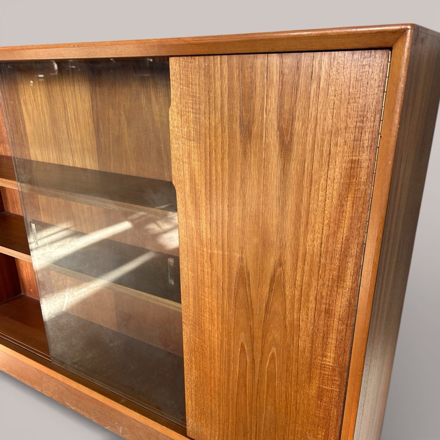 Mid-Century Glazed Teak Bookcase with Cupboard – Gibbs
