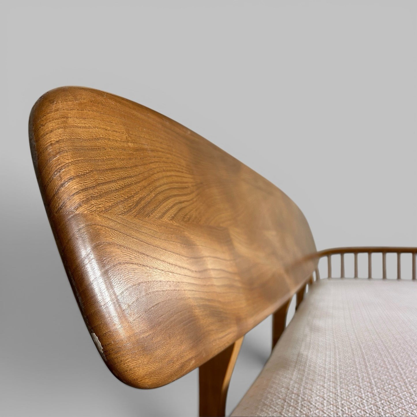Ercol Windsor Daybed Sofa – Vintage Elm & Beech Three Seat Sofa