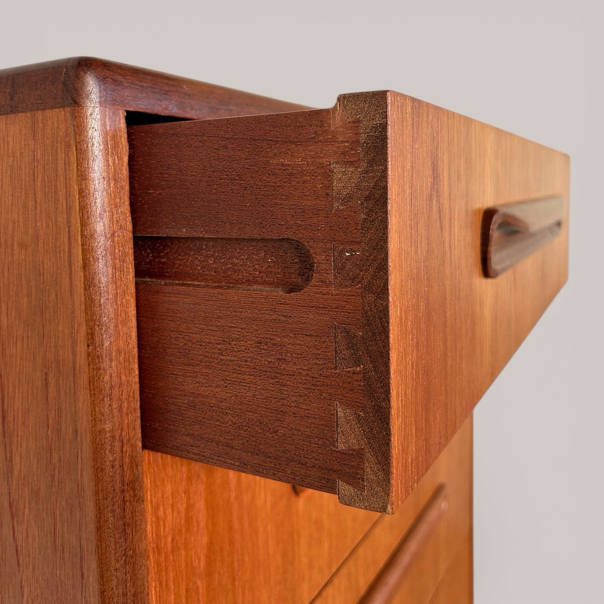 G Plan Fresco, 6 Drawer Teak Chest of Drawers / Tallboy - Delivery Available