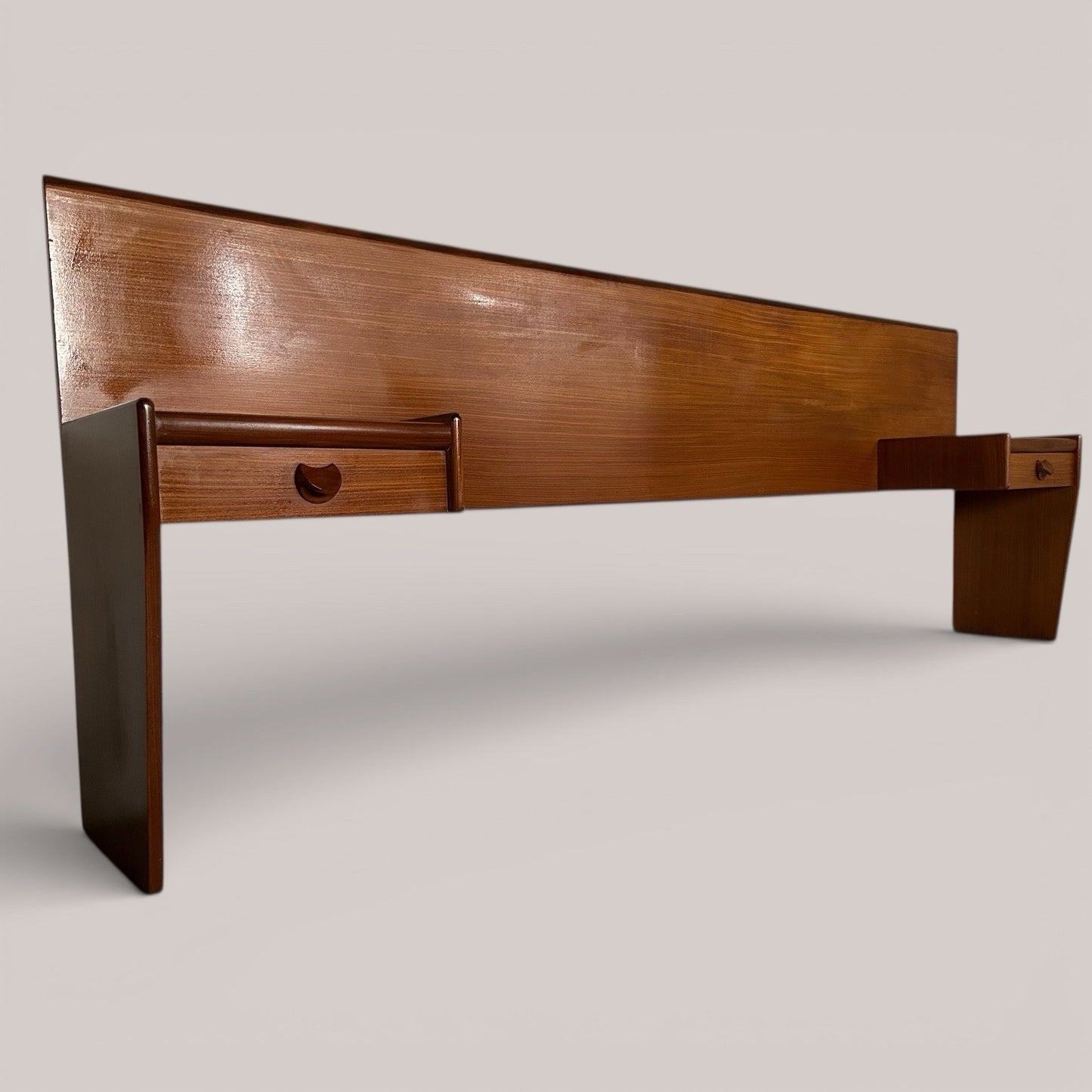 White & Newton King Size Headboard with Built-In Bedside Tables