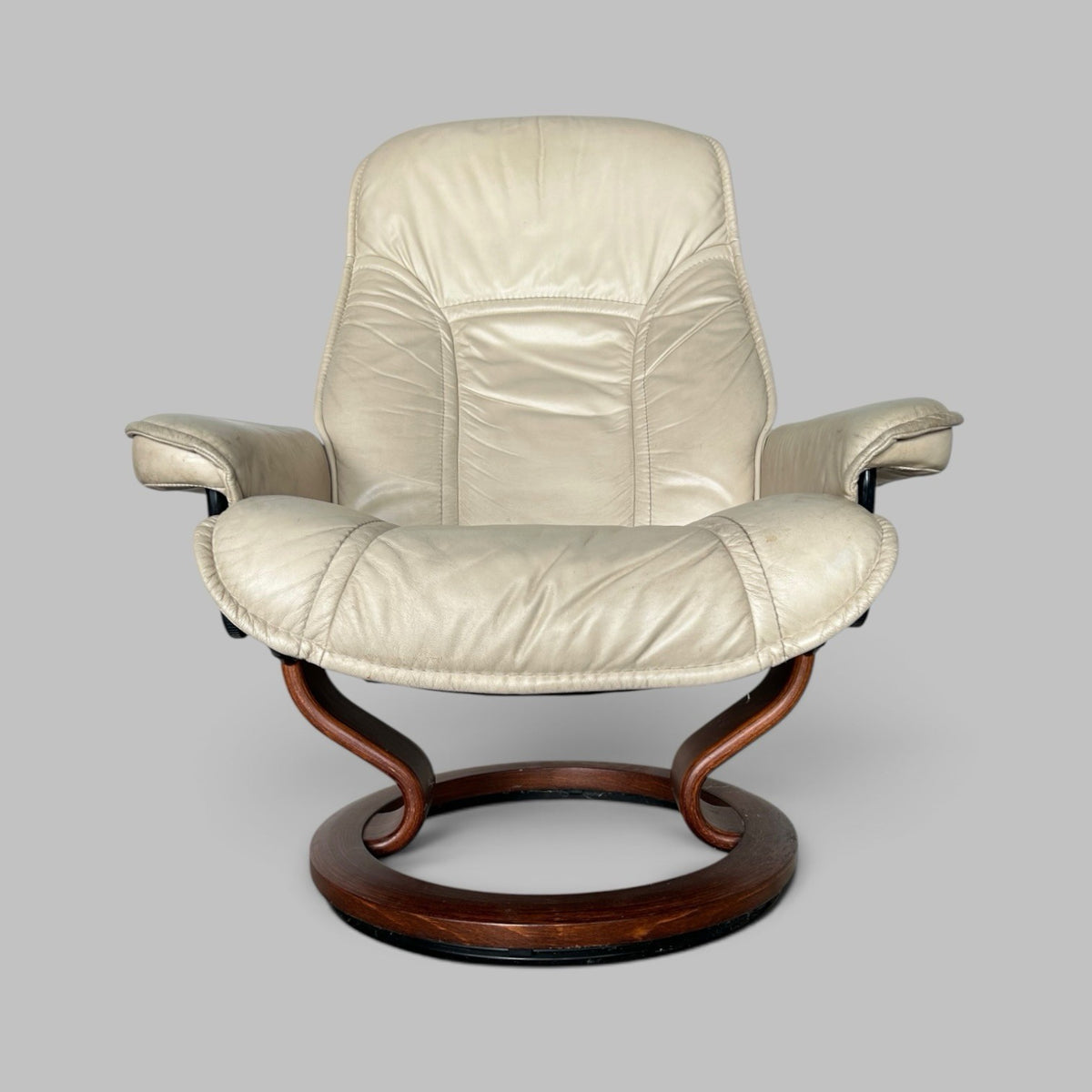 Ekornes Stressless Cream Leather Swivel Recliner Chair & Footstool