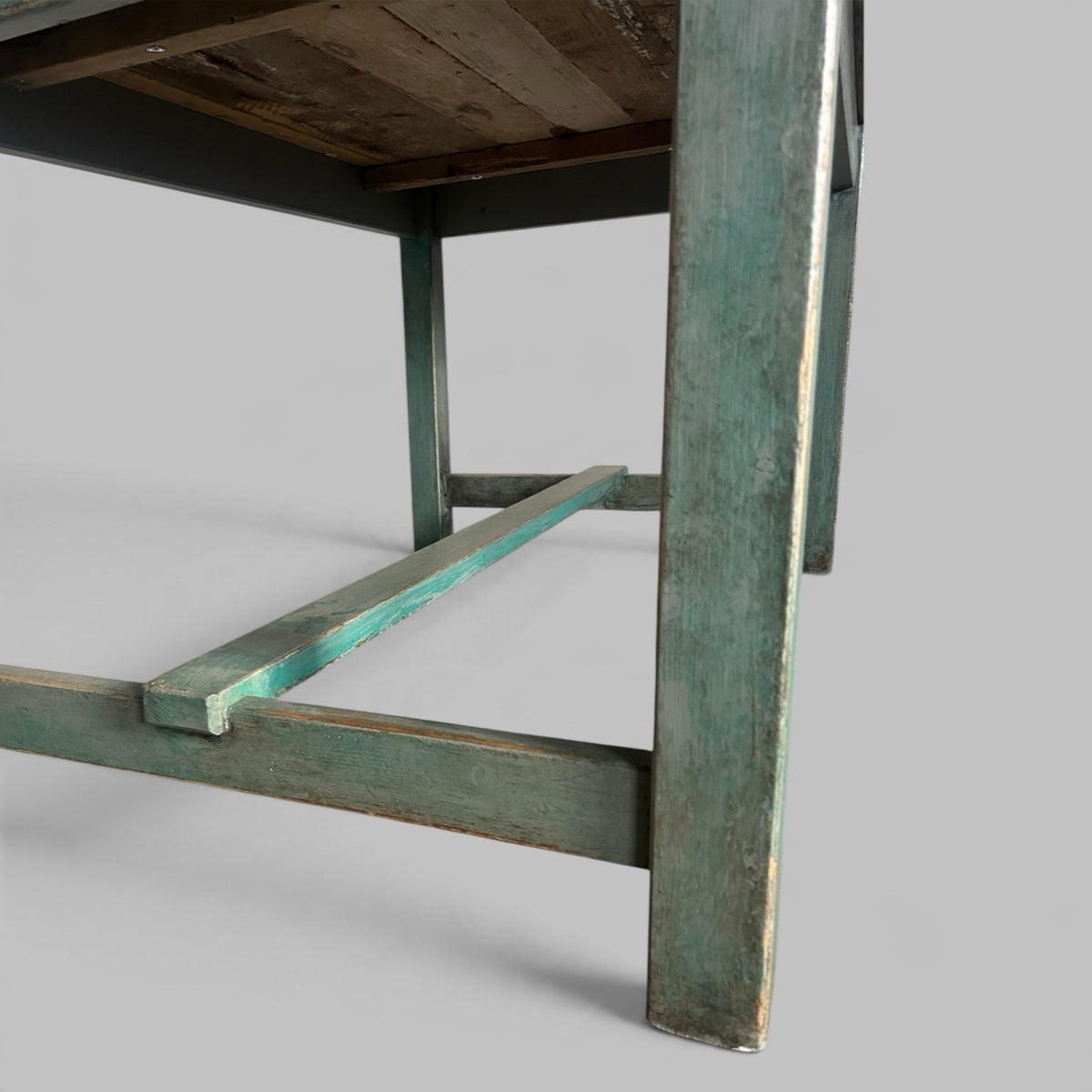Pine Dining Table – Scrubbed Plank Top