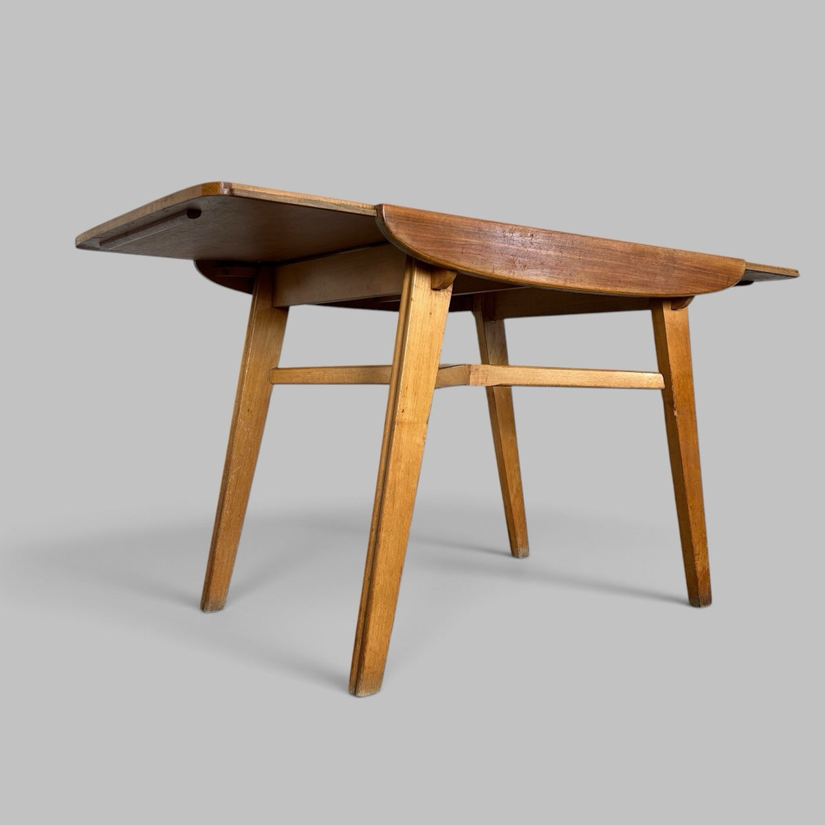 1950s Sputnik Style Compact Extending Dining Table with Butterfly Leaf