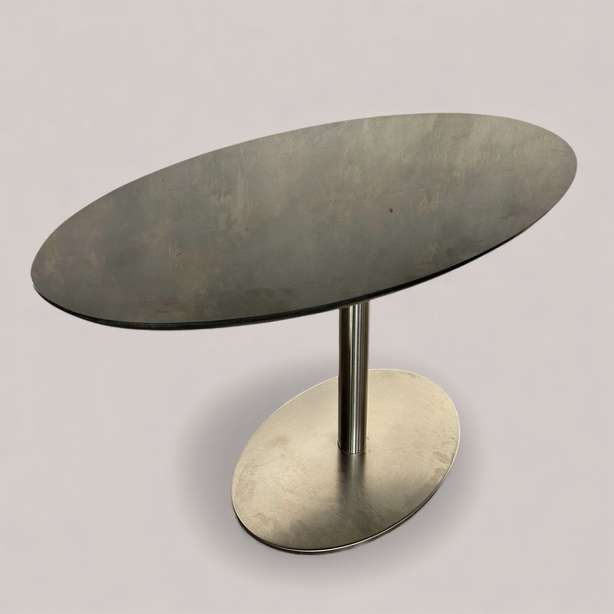 Pedrali Granite-Topped Tulip Dining Table - Eero Saarinen
