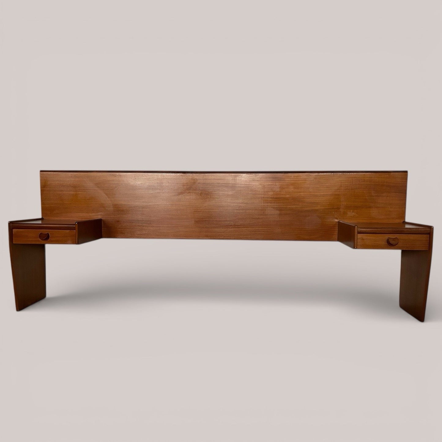 White & Newton King Size Headboard with Built-In Bedside Tables