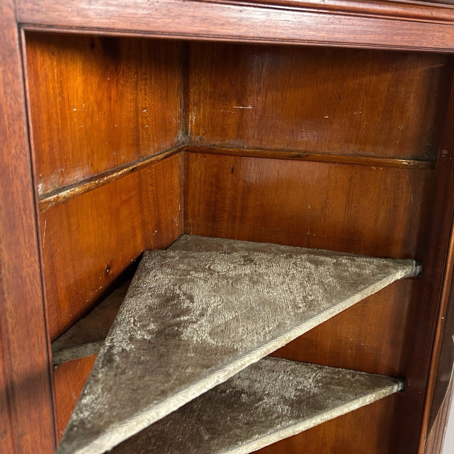 Edwardian Wall-Mounted Corner Cupboard / Display Case