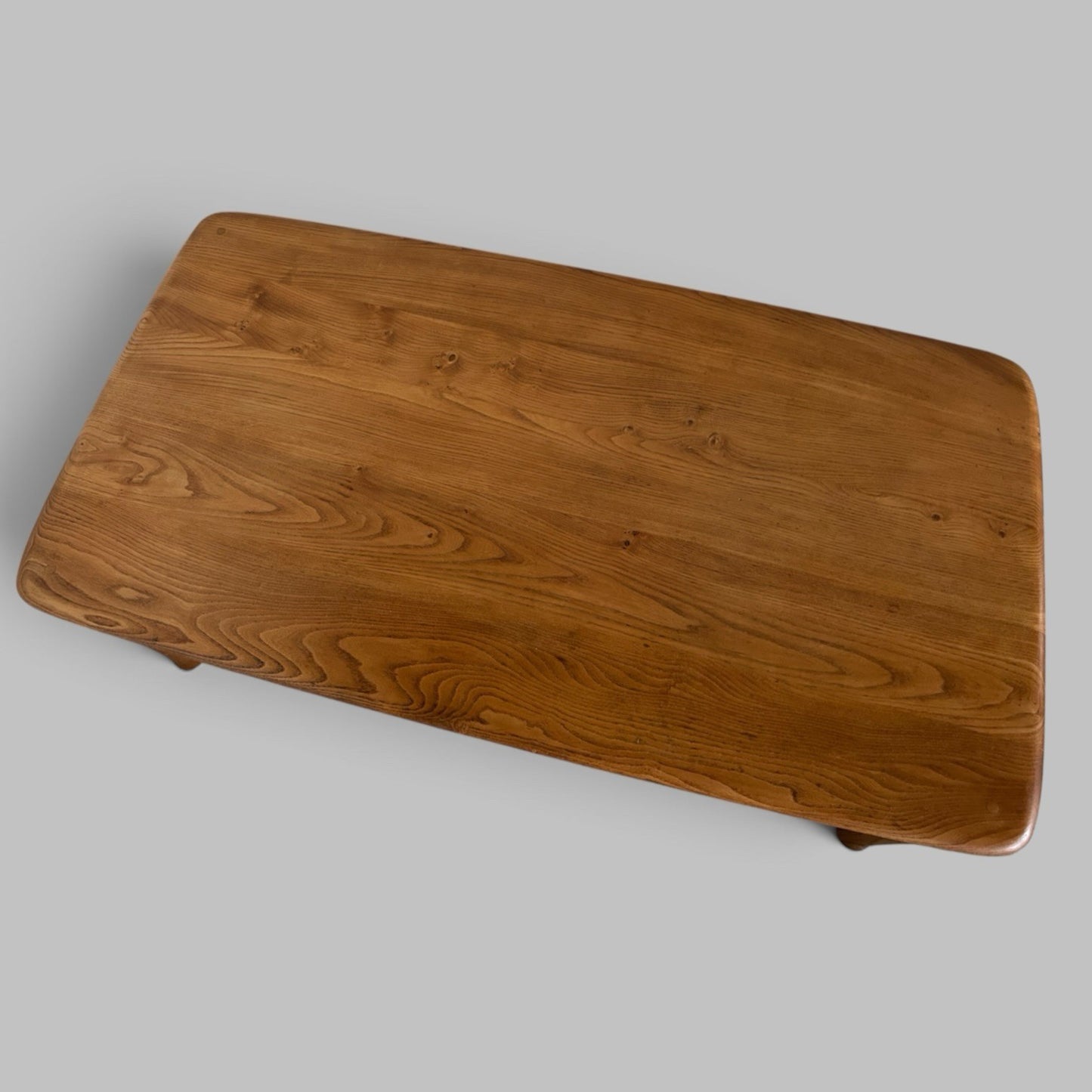 Ercol Sappho 842 Elm Coffee Table – Three Drawer Coffee Table