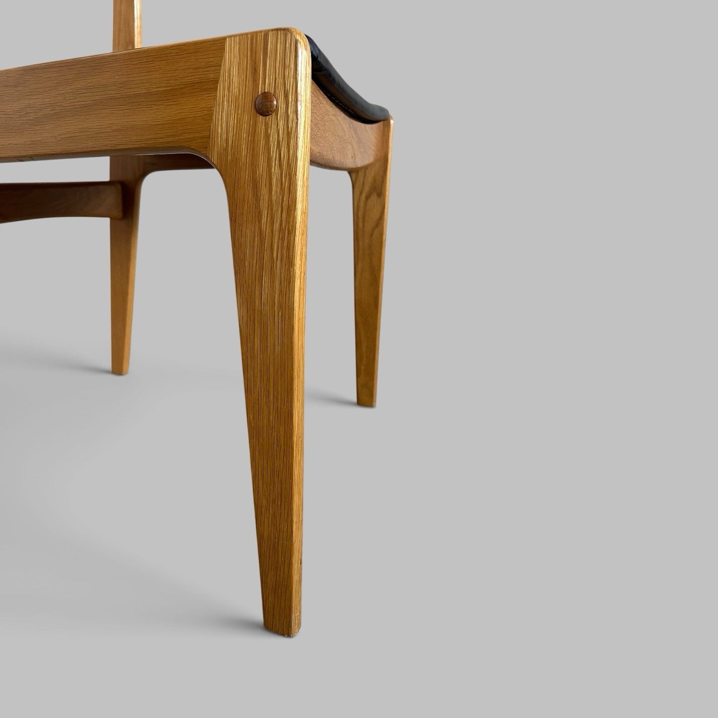 Vintage D-Scan Light Oak Dining Chairs – Set of Four