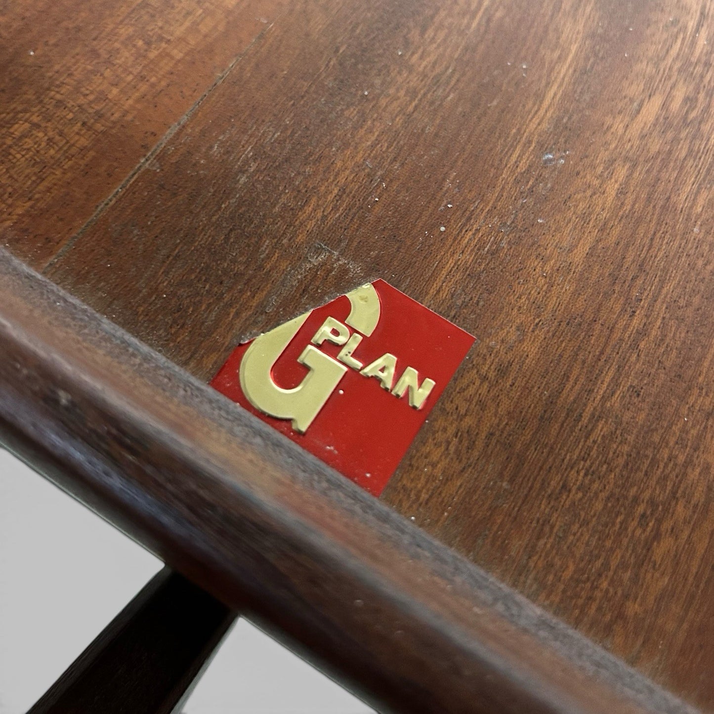 Mid Century G Plan Fresco Dining Table – Round Extending Top!