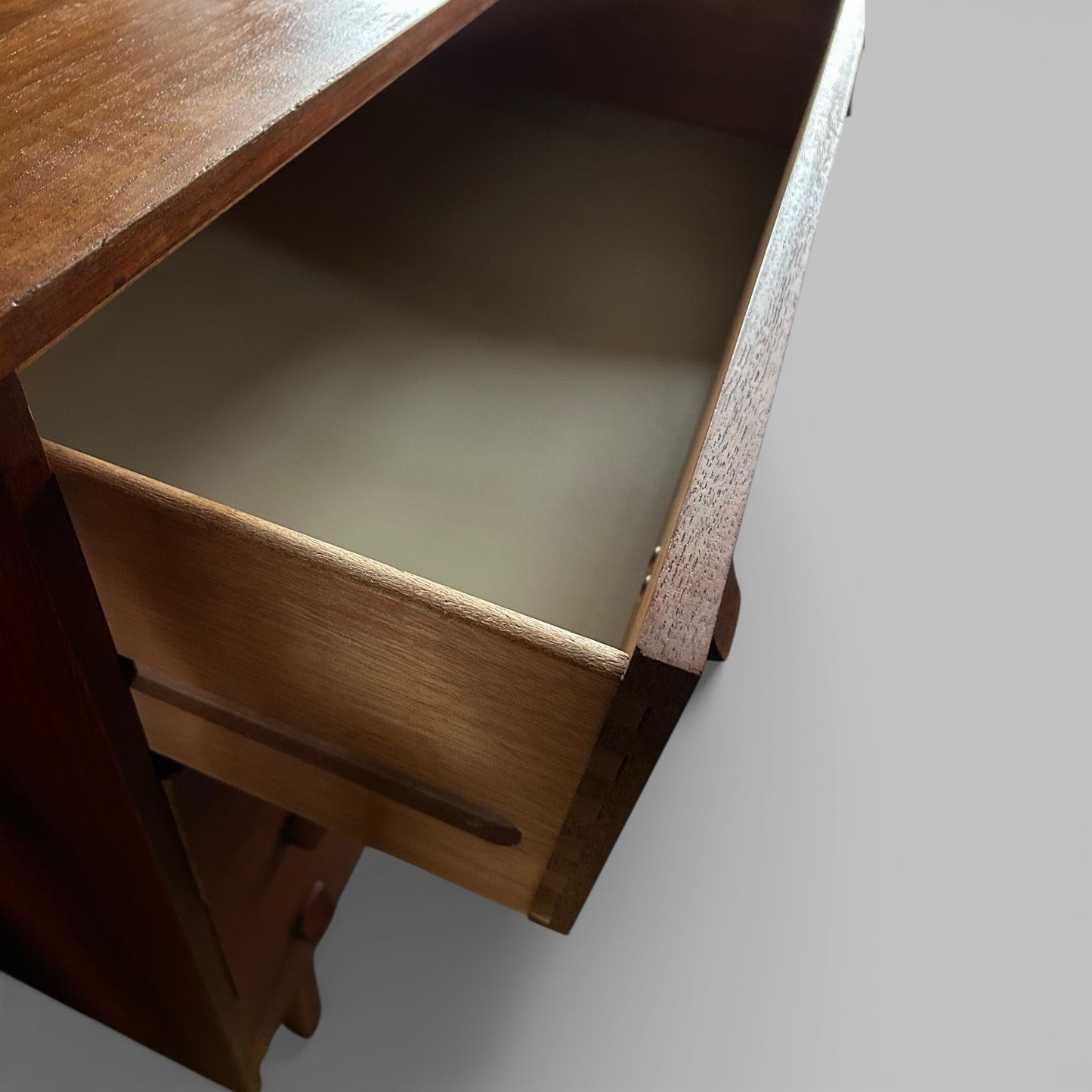 Mid Century Teak 4 Drawer Chest of Drawers