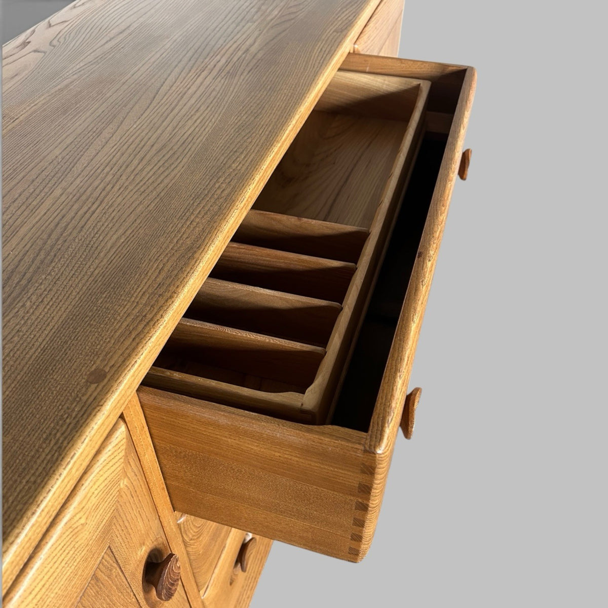 Vintage Ercol Solid Elm Windsor Sideboard on tapered legs.