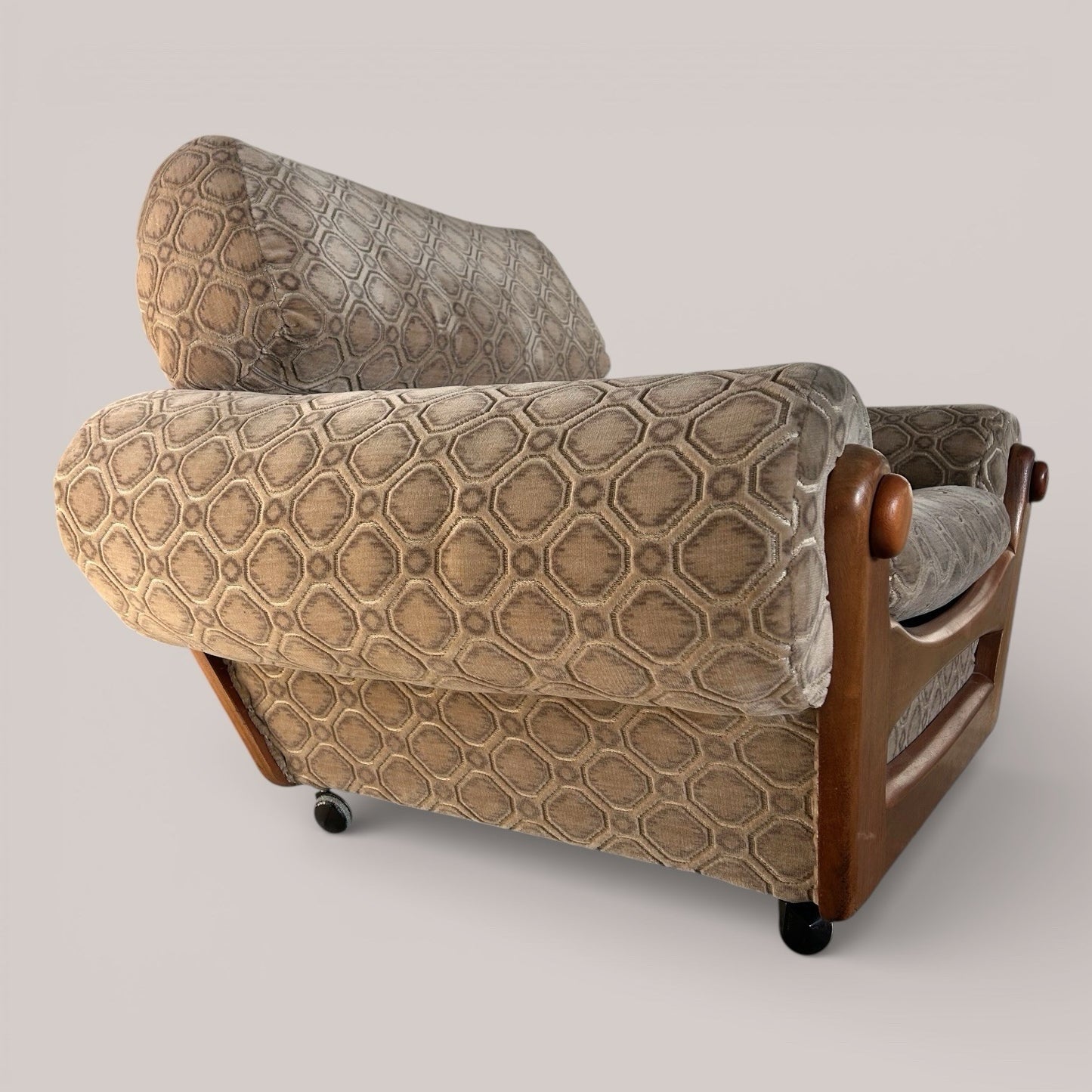 Mid-century teak armchair with velour upholstery | on castors