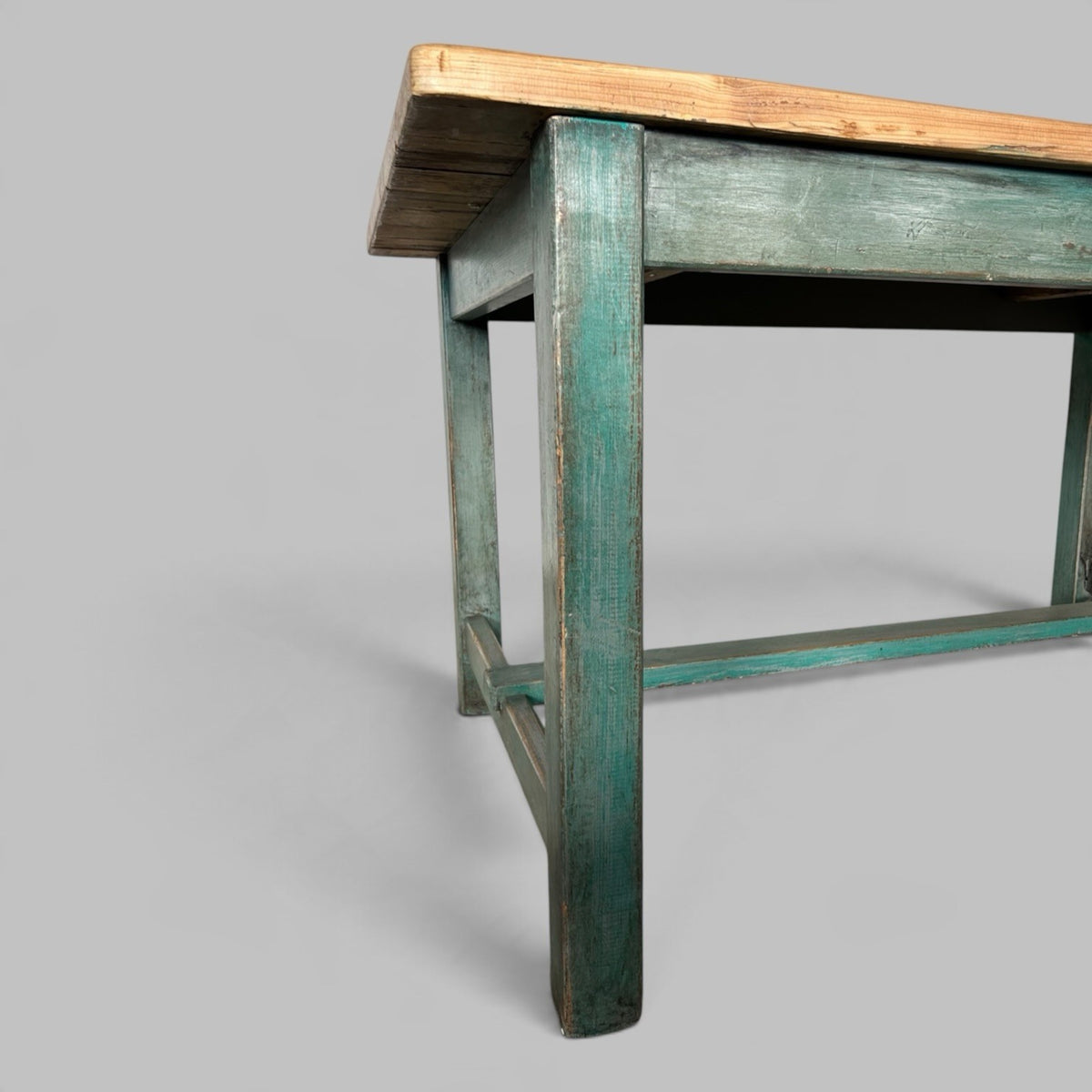 Pine Dining Table – Scrubbed Plank Top