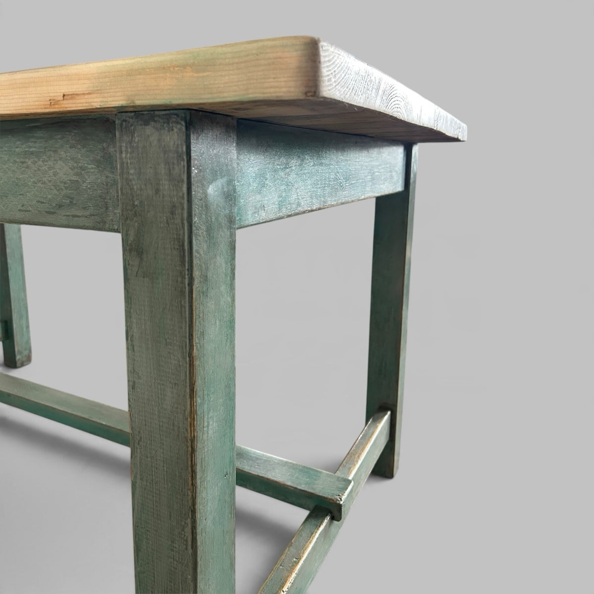 Pine Dining Table – Scrubbed Plank Top