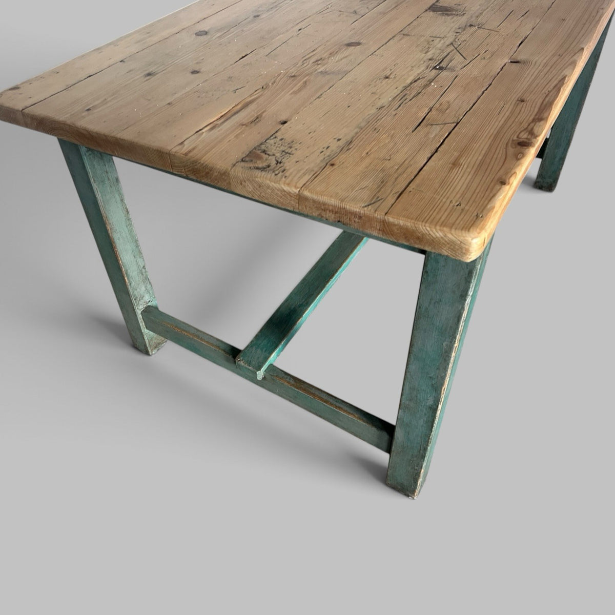 Pine Dining Table – Scrubbed Plank Top