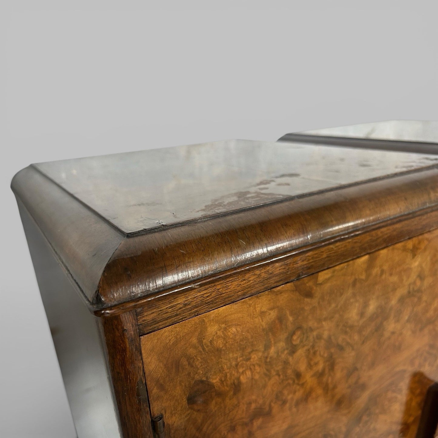 Pair of 1930s Burr Walnut Bedside Cabinets