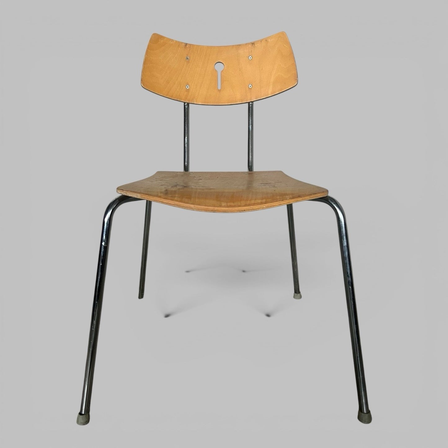 Set of 4 Vintage Stacking Chairs – Bentwood Plywood and Chrome Frames