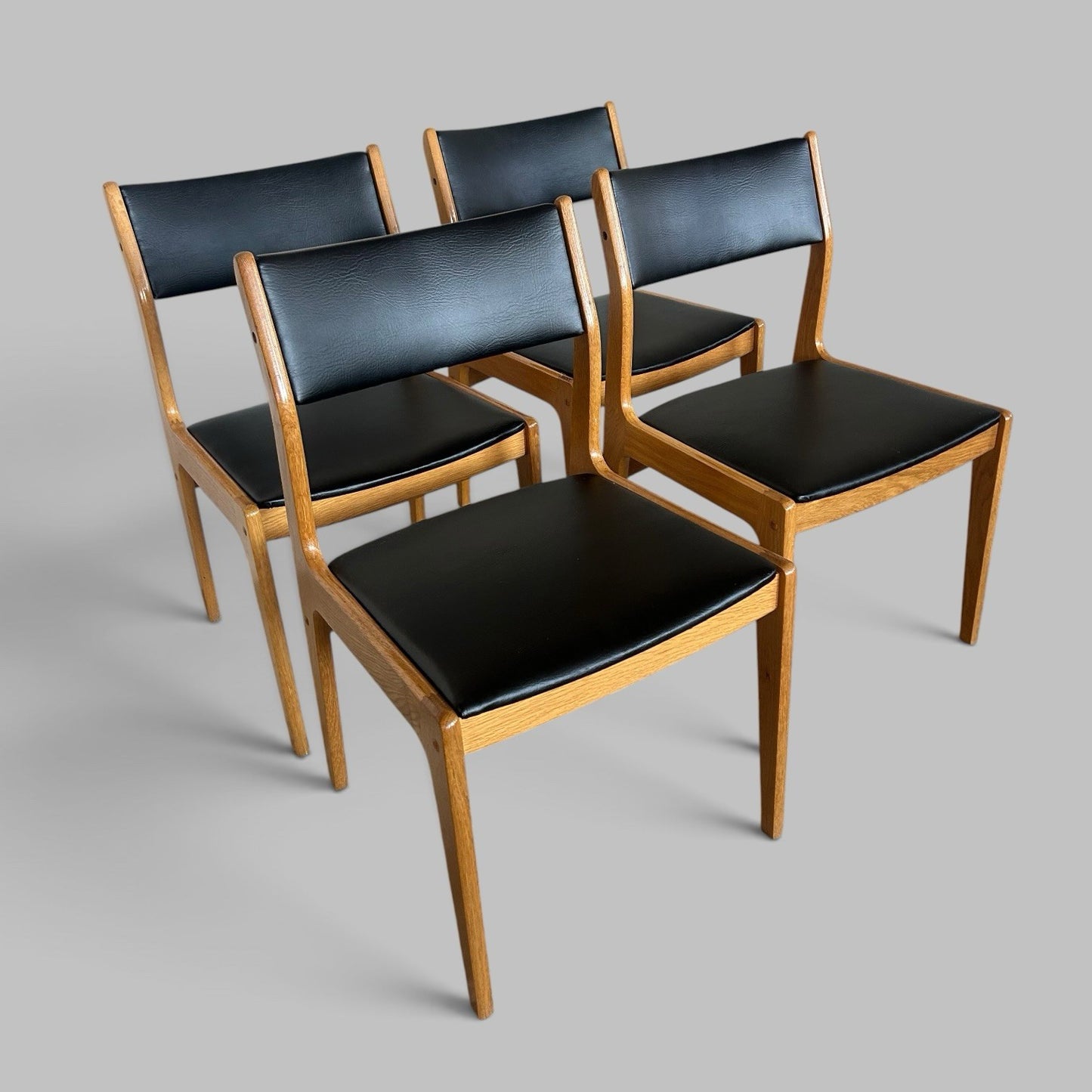 Vintage D-Scan Light Oak Dining Chairs – Set of Four