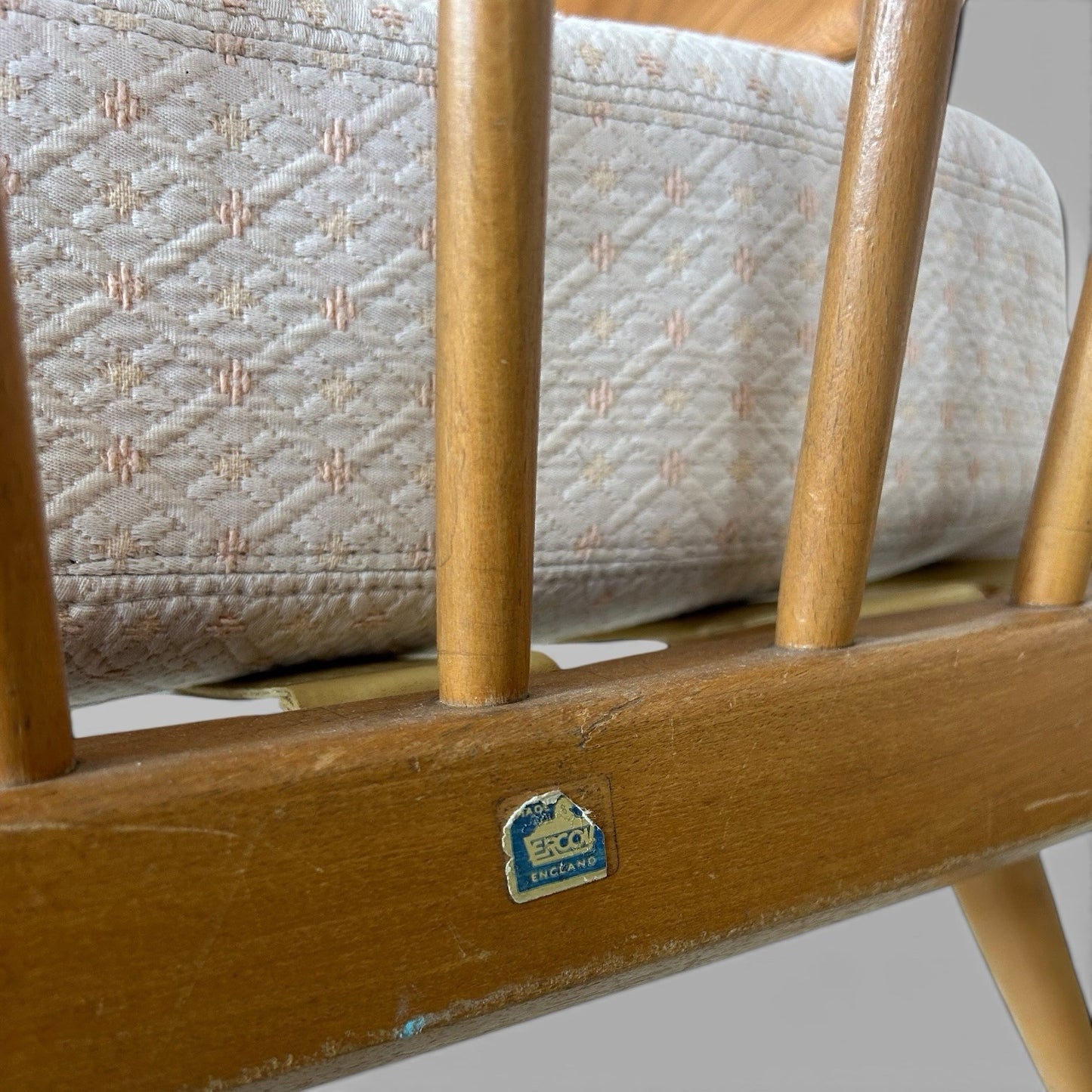 Ercol Windsor Daybed Sofa – Vintage Elm & Beech Three Seat Sofa