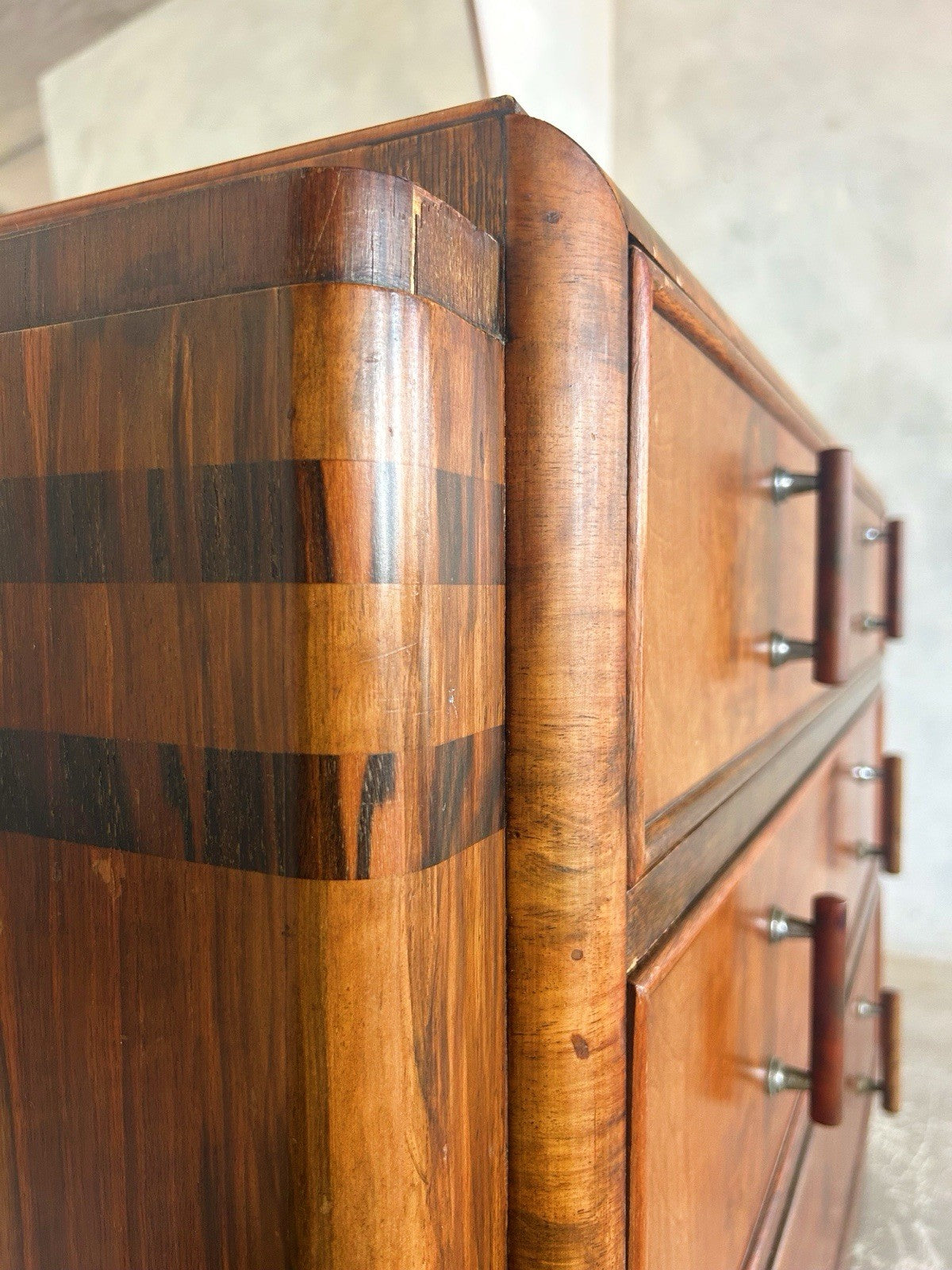 1930s Art Deco Dresser with Mirror – Vintage Chest of Drawers.