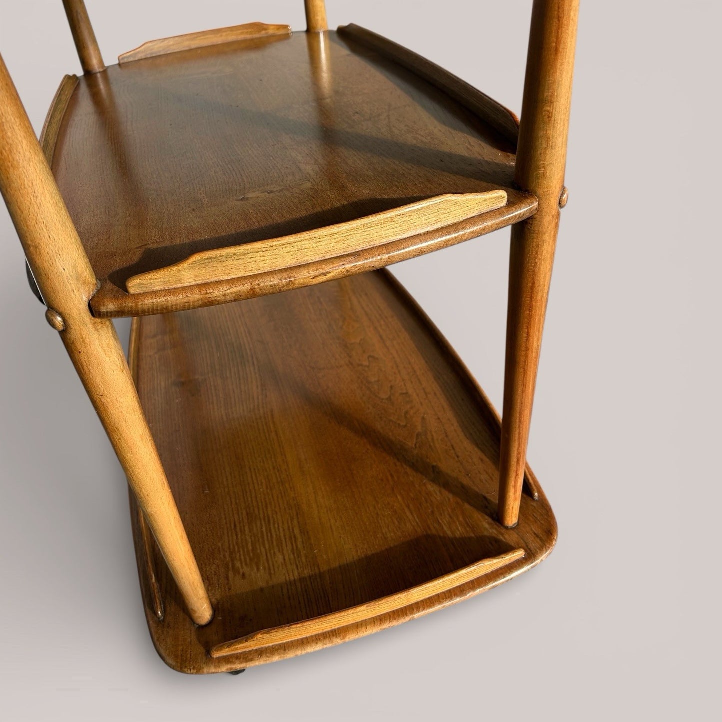 Mid-century Ercol metamorphic hostess trolley with drop-leaf top
