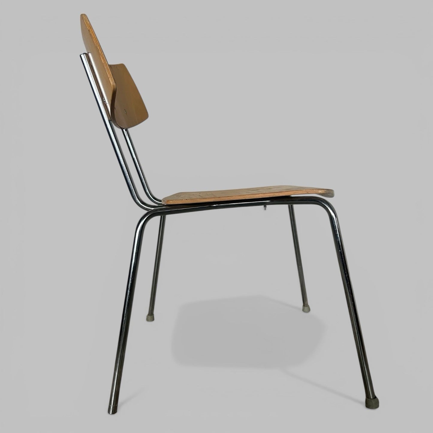 Set of 4 Vintage Stacking Chairs – Bentwood Plywood and Chrome Frames