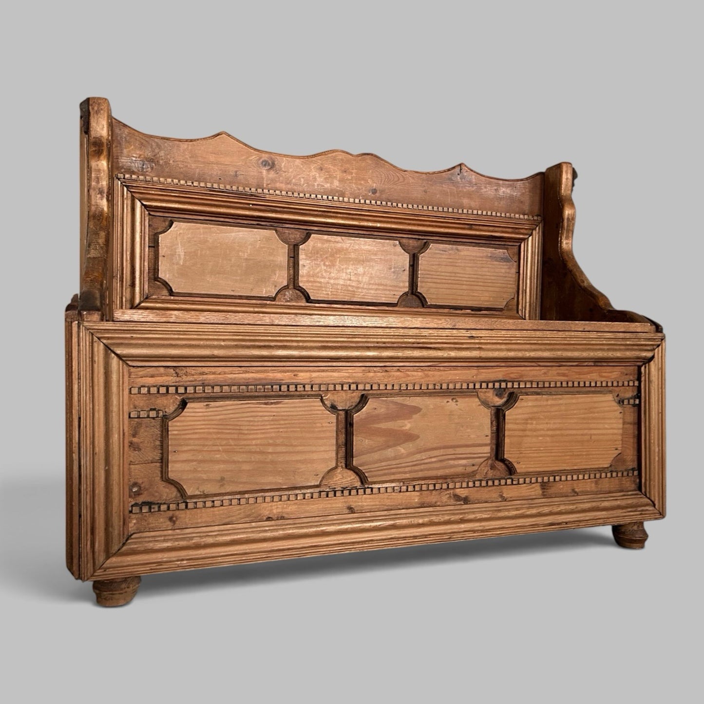 Antique Pine High Back Box Settle – Storage Bench / Blanket Box