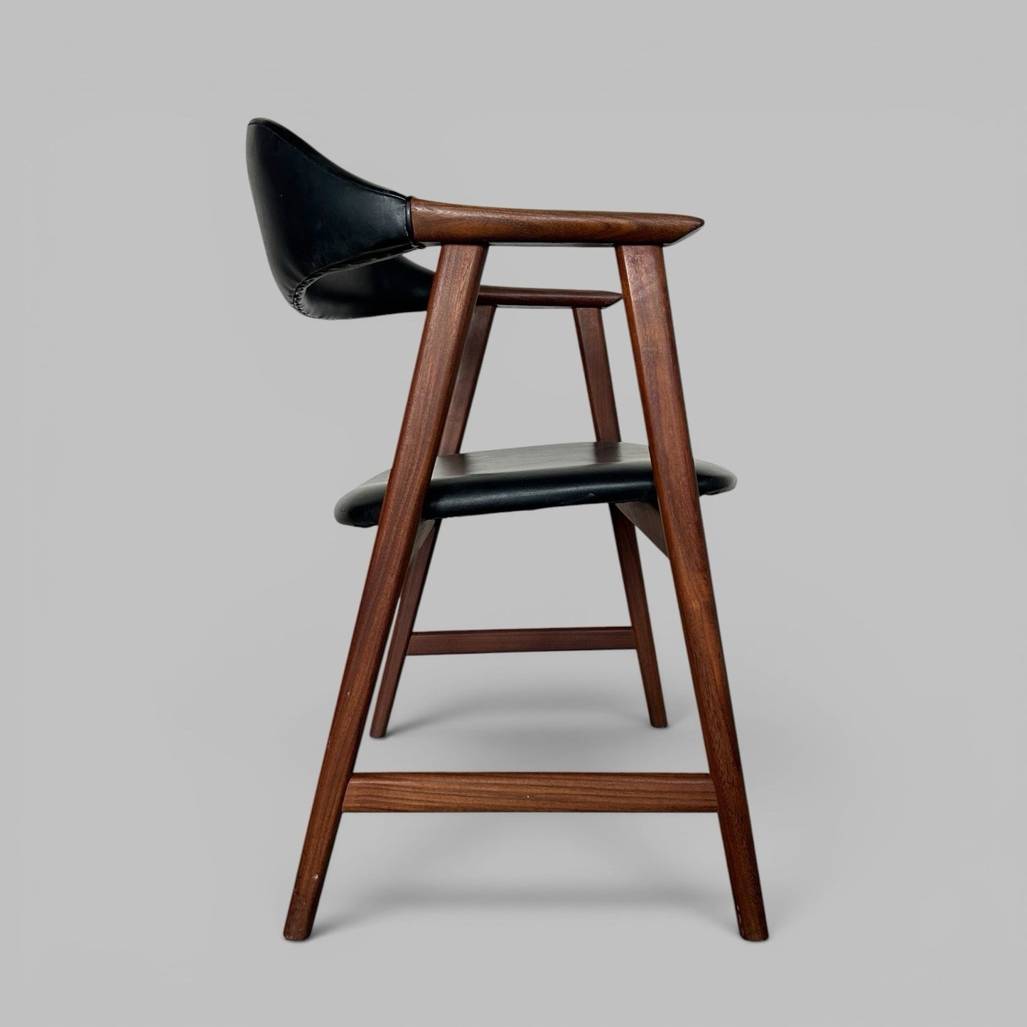 Set of Four Danish Style Solid Teak Cowhorn Dining Chairs