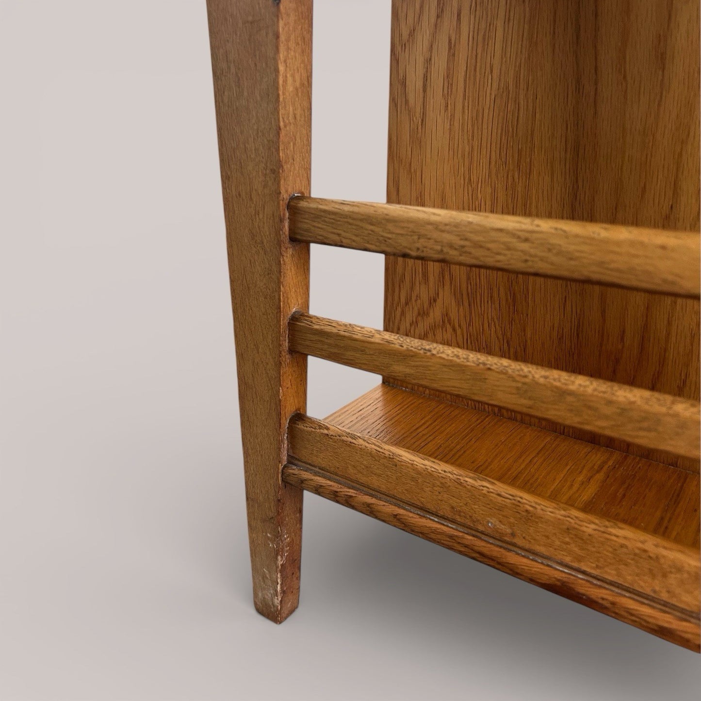 Oak side table / coffee table with magazine rack