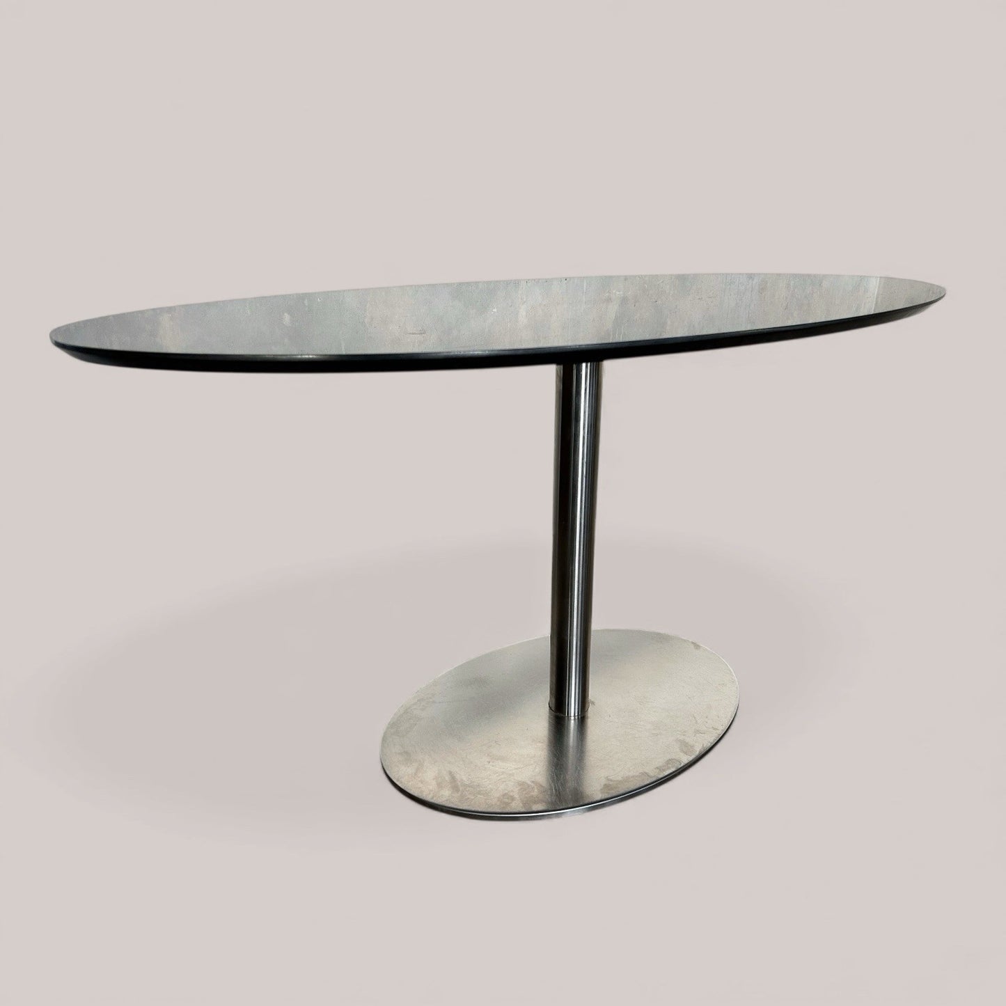 Pedrali Granite-Topped Tulip Dining Table - Eero Saarinen