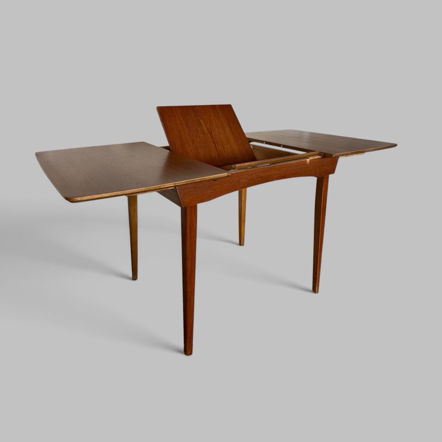 Mid Century Compact Extending Dining Table