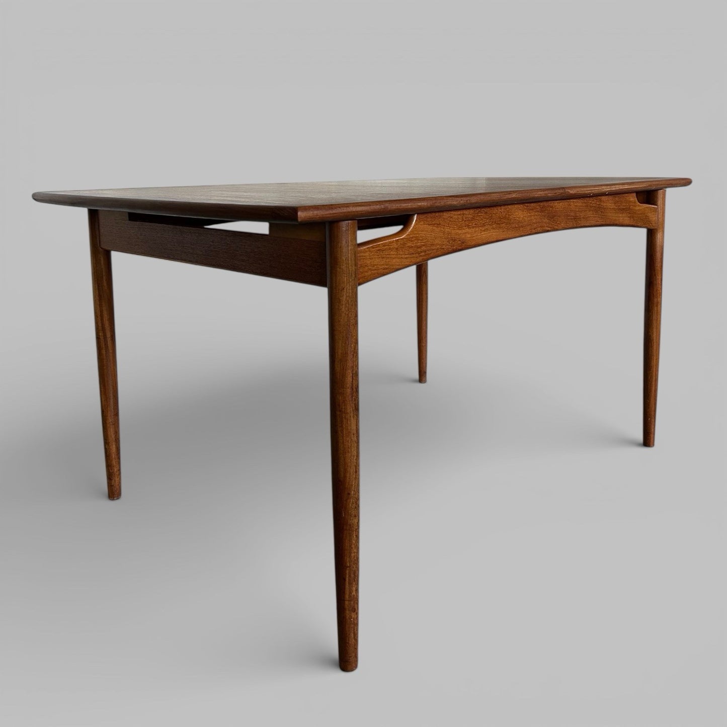 G Plan 1960s Teak Extending Dining Table – Mid Century