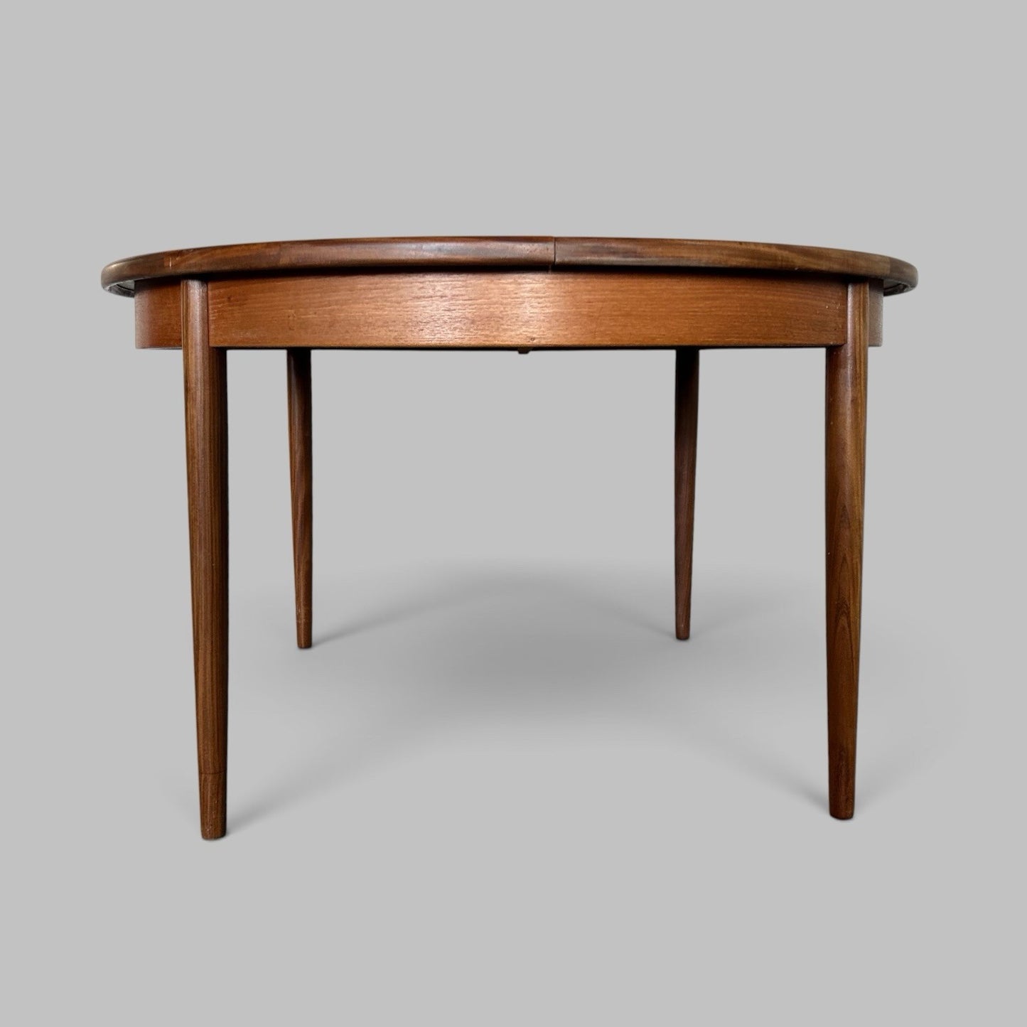 Mid Century G Plan Fresco Dining Table – Round Extending Top!