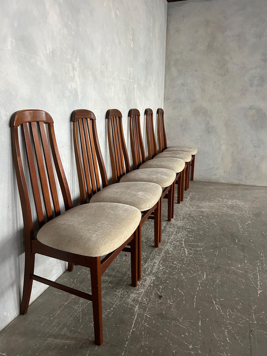 Scandinavian style dining chairs by Nathan x6